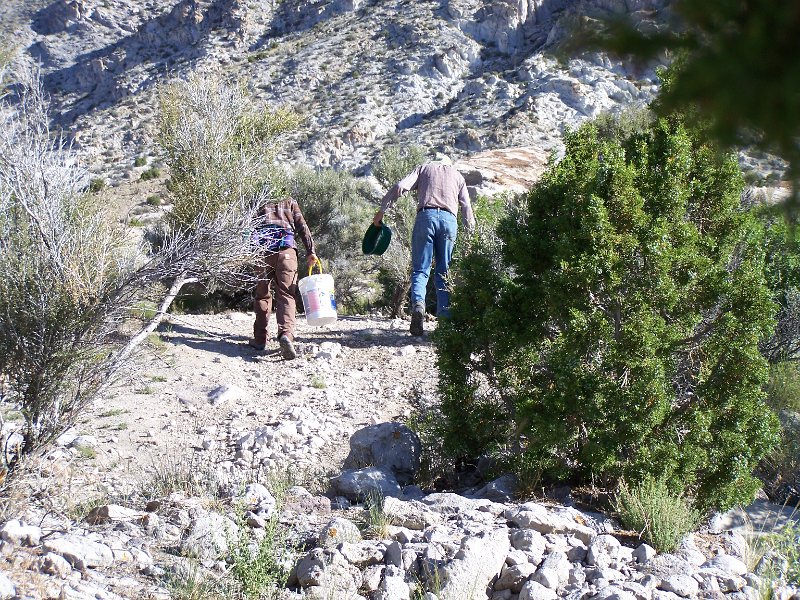 No 08 Topaz Mt. Joel and Larry, we're off. .JPG